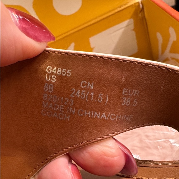 Coach Women's Lesli Leather Sandals with buckle - Picture 6 of 6